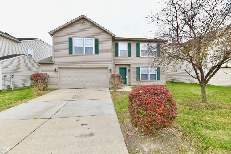 9483 W Quarter Moon Drive Pendleton, IN 46064 | MLS 22009752