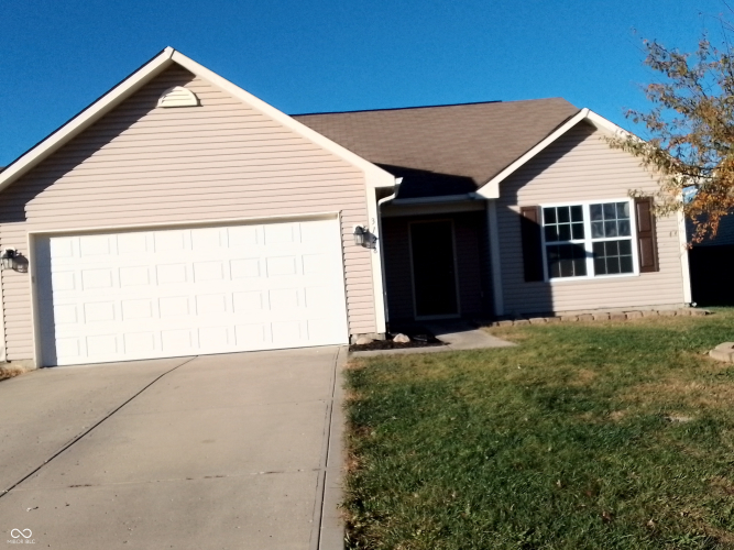 3128 W Meadowbend Lane Monrovia, IN 46157 | MLS 22009790