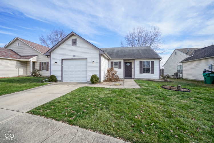 20  Ashwood Circle Brownsburg, IN 46112 | MLS 22010025