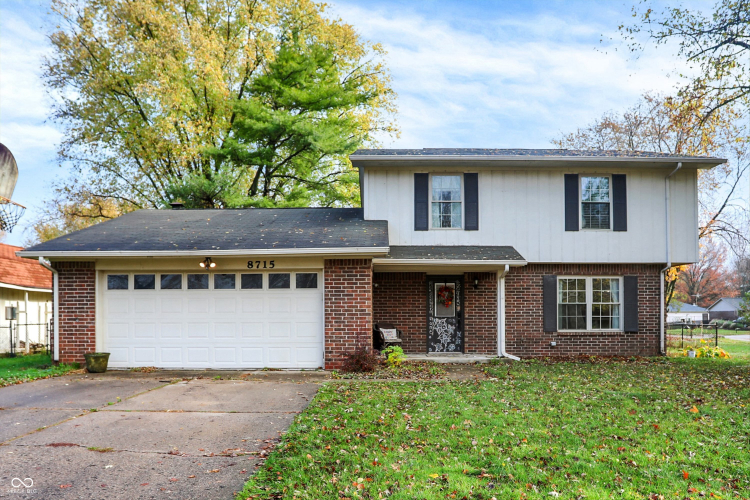 8715  Powderhorn Lane Indianapolis, IN 46256 | MLS 22010106