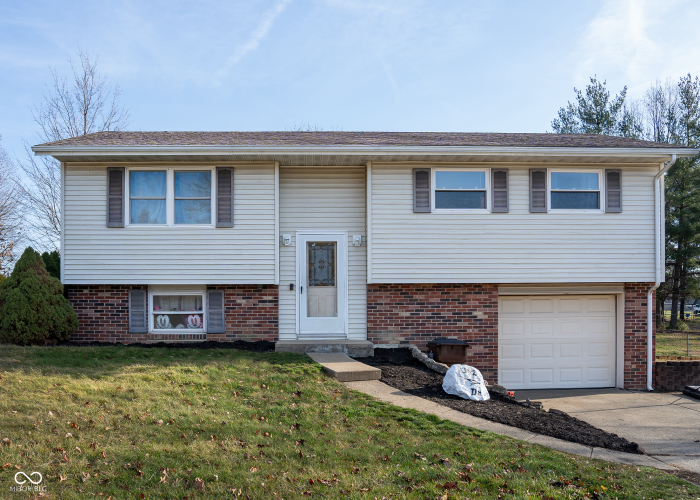 392  Pheasant Run Drive Batesville, IN 47006 | MLS 22010117