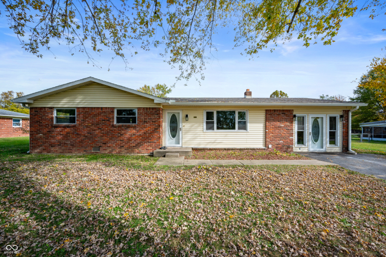 8567 N Ricks Drive McCordsville, IN 46055 | MLS 22010238