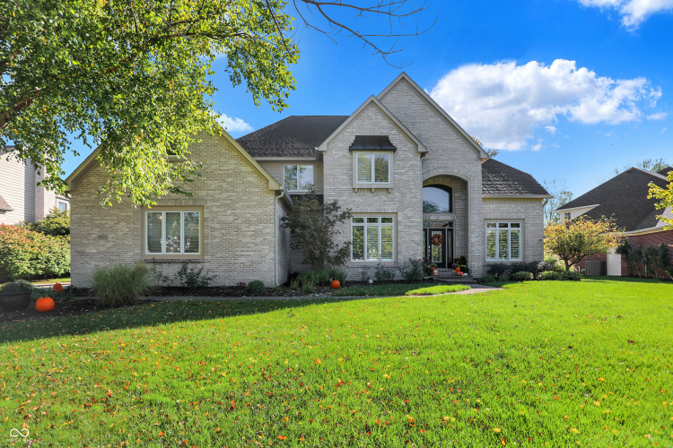 13223  Griffin Run Carmel, IN 46033 | MLS 22010283