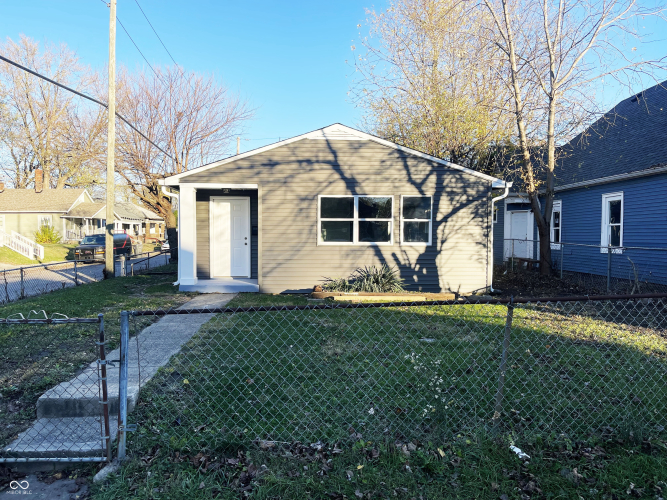 1601  Draper Street Indianapolis, IN 46203 | MLS 22010426