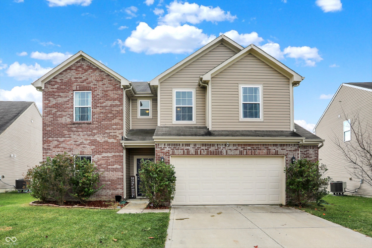 11611  Ross Park Drive Indianapolis, IN 46229 | MLS 22010622