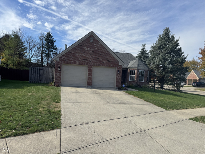 9530  Charter Drive Indianapolis, IN 46250 | MLS 22010748