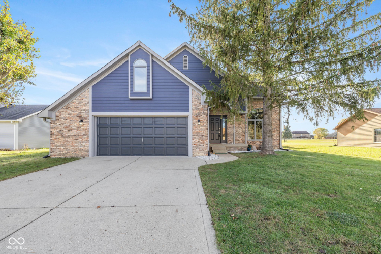 5671  Ridge Hill Way Avon, IN 46123 | MLS 22010786