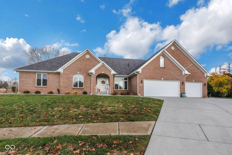 7744  Harnessmaker Court Plainfield, IN 46168 | MLS 22010828