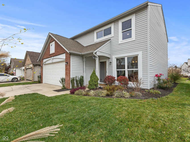 6751  Wimbledon Drive Zionsville, IN 46077 | MLS 22010989