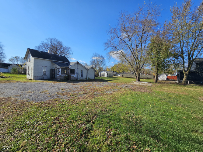 Listing Image 5