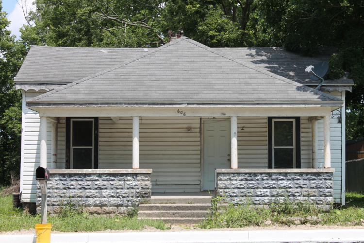 606  Main Street Waveland, IN 47989 | MLS 22011088