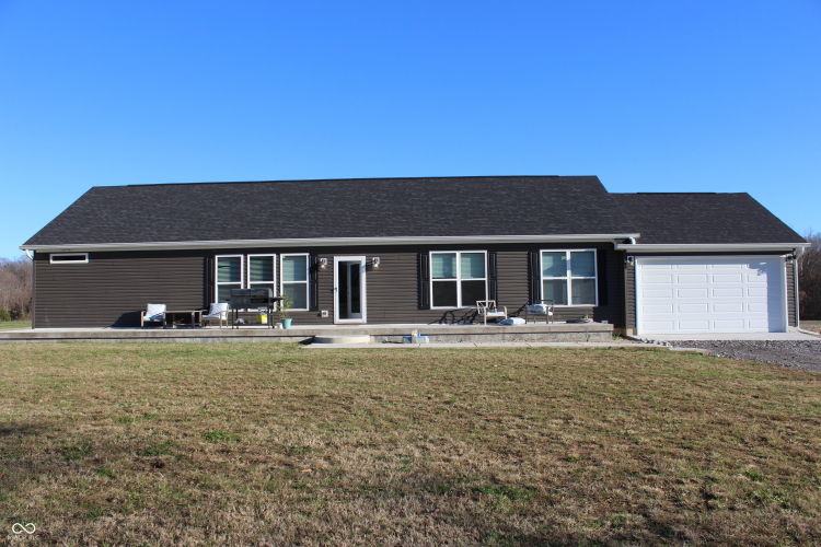 5814 W County Road 100  Greencastle, IN 46135 | MLS 22011179