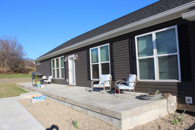 Listing Image 22
