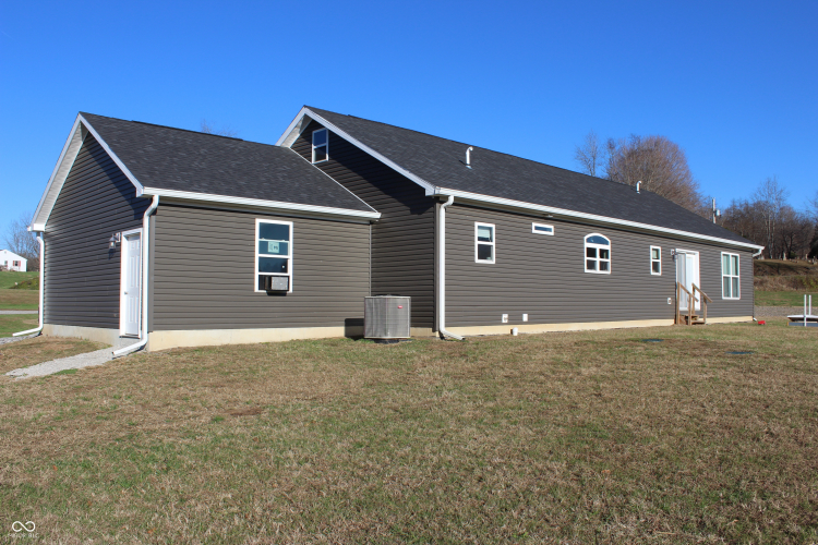 Listing Image 23