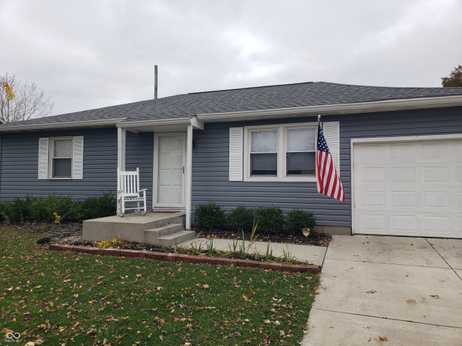 1905  Manor Drive Lebanon, IN 46052 | MLS 22011190