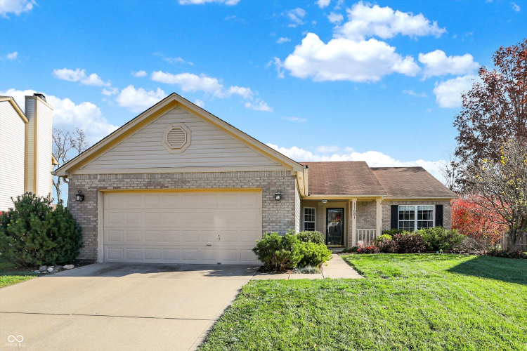 11681  Sand Creek Boulevard Fishers, IN 46037 | MLS 22011467