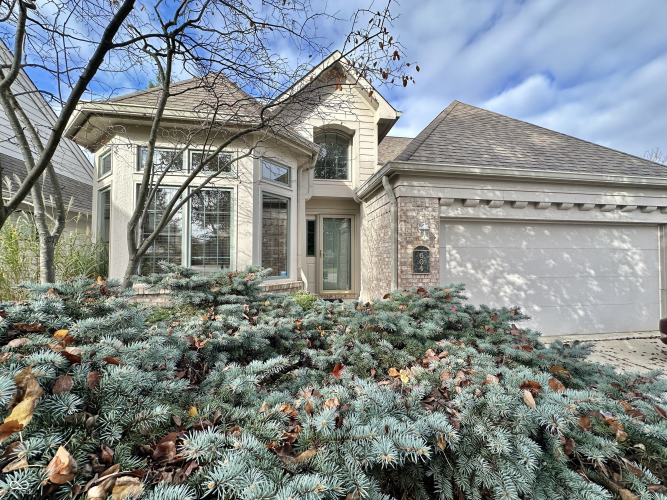 604  Melark Drive Carmel, IN 46032 | MLS 22011526