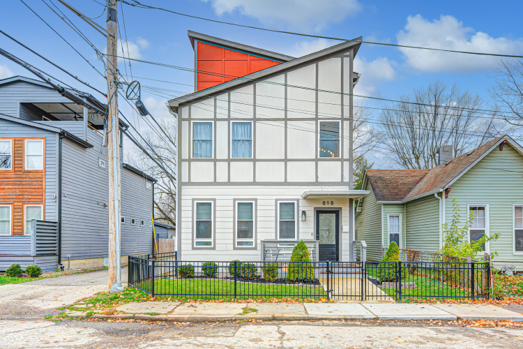 818  Olive Street Indianapolis, IN 46203 | MLS 22011600