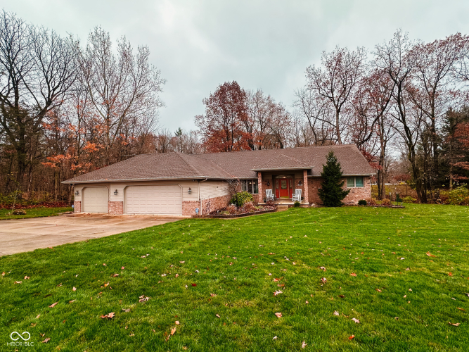 6829 E 100  Lafayette, IN 47905 | MLS 22011619