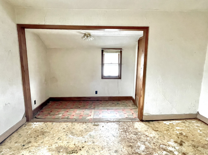 Listing Image 42