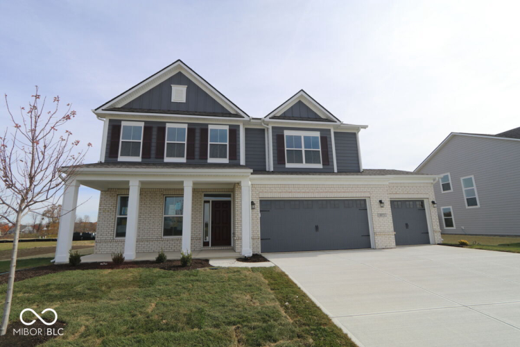 4973  Amber Crest Drive Brownsburg, IN 46112 | MLS 22012112