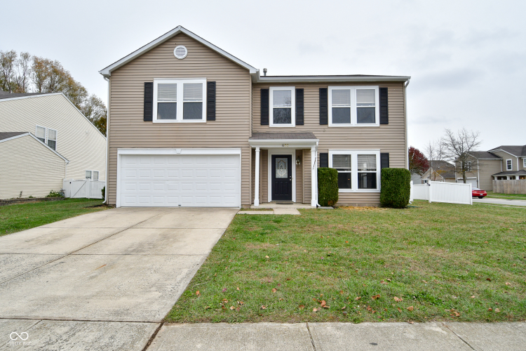 632  Highpointe Boulevard Shelbyville, IN 46176 | MLS 22012146