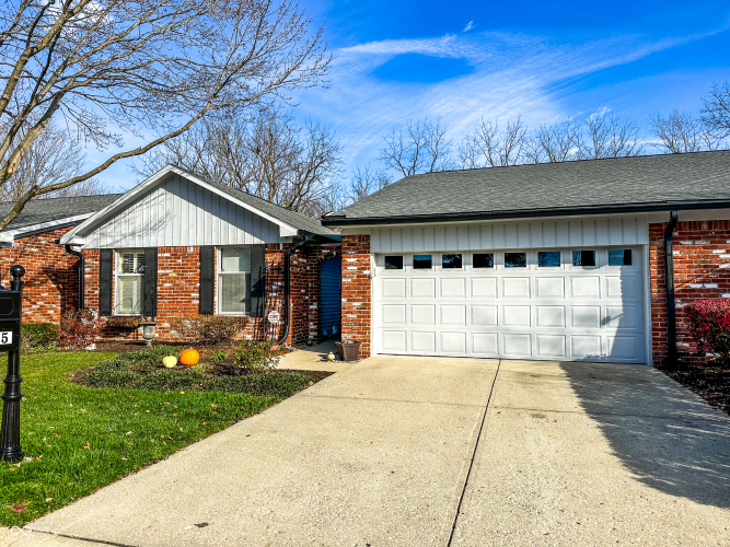 8505  Quail Hollow Road Indianapolis, IN 46260 | MLS 22012214