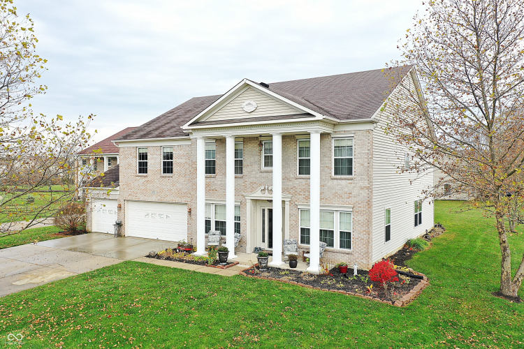 6711  Eagle Crossing Boulevard Brownsburg, IN 46112 | MLS 22012600