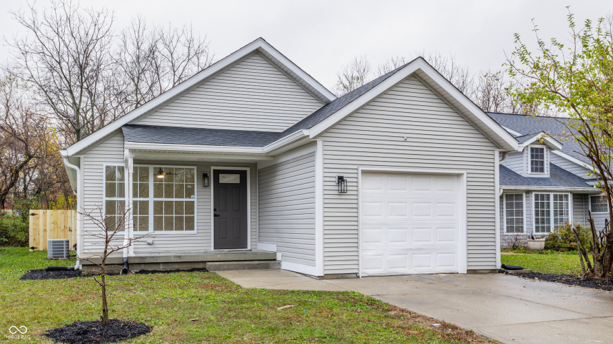 3814  Fetlock Drive Indianapolis, IN 46227 | MLS 22012736