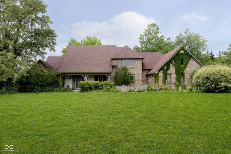 10842  Tenacious Drive Indianapolis, IN 46236 | MLS 22012743