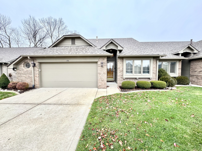 698  Stonemill Drive Greenwood, IN 46143 | MLS 22012798