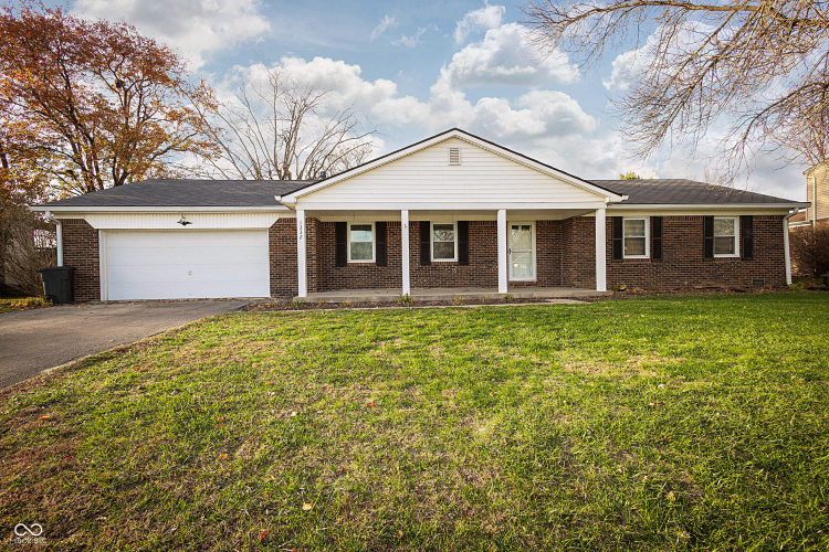 1332  Brownswood Drive Brownsburg, IN 46112 | MLS 22012922