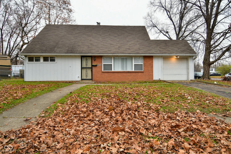 6160 E 43rd Place Indianapolis, IN 46226 | MLS 22013127