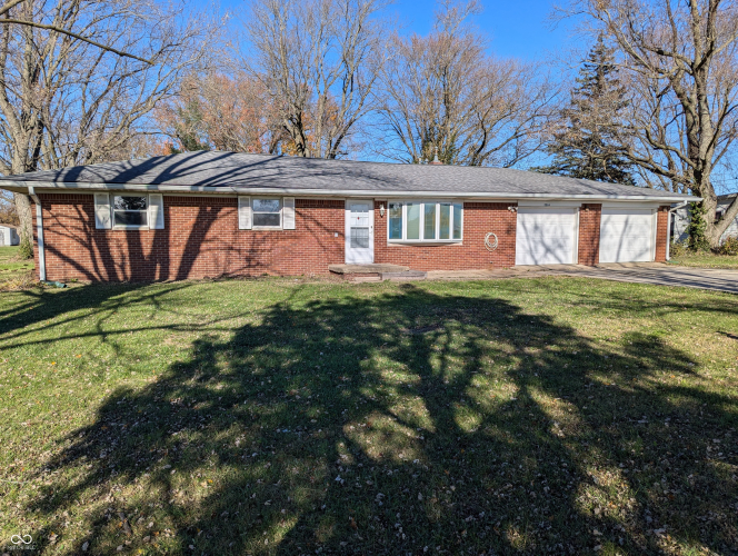 2216 E 500  Whiteland, IN 46184 | MLS 22013242