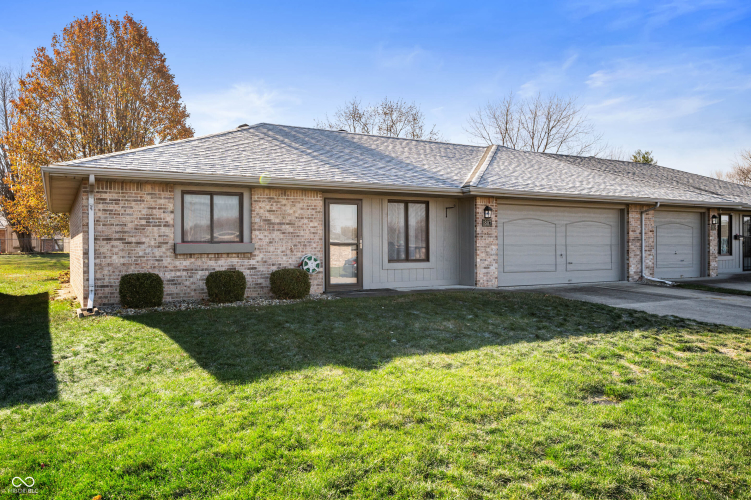 1807  Alhambra Drive Anderson, IN 46013 | MLS 22013295