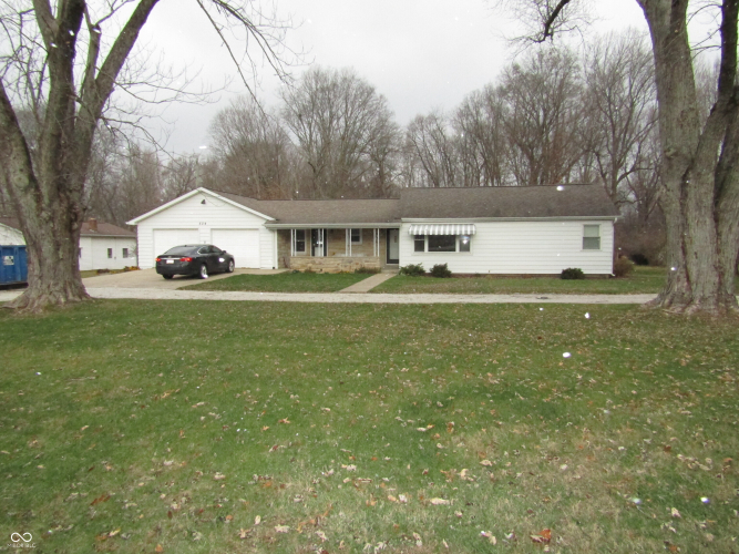 524 W 32 State Road  Crawfordsville, IN 47933 | MLS 22013313