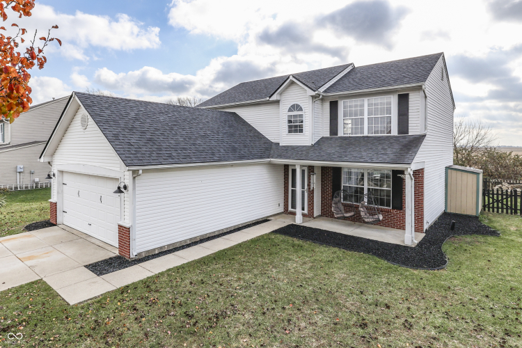 1023  Quarterhorse Run Bargersville, IN 46106 | MLS 22013331