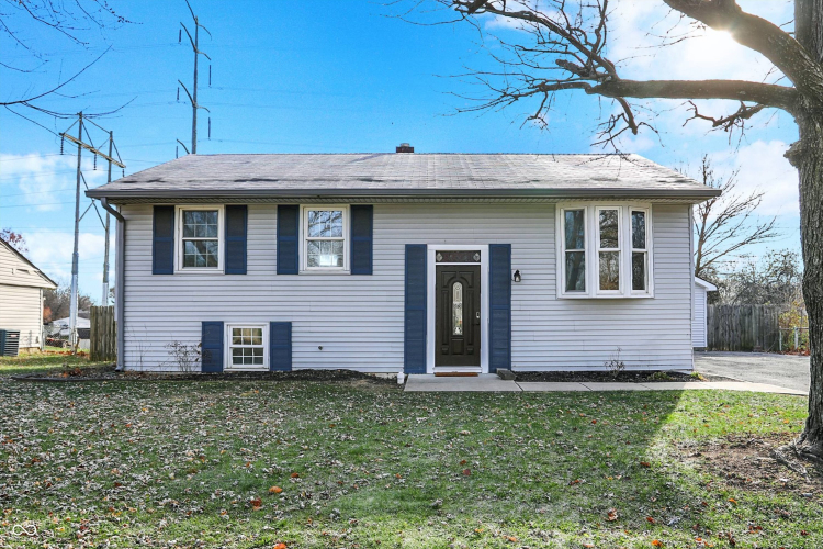 1171  Tanglewood Drive Greenwood, IN 46142 | MLS 22013500