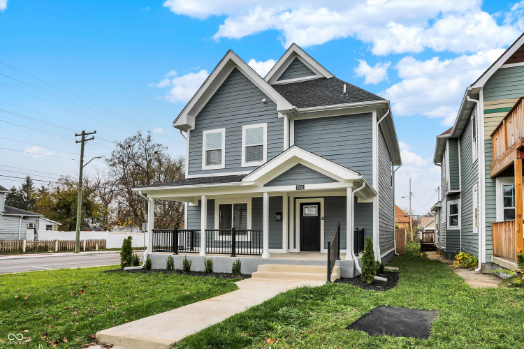 2202  Bellefontaine Street Indianapolis, IN 46205 | MLS 22013565