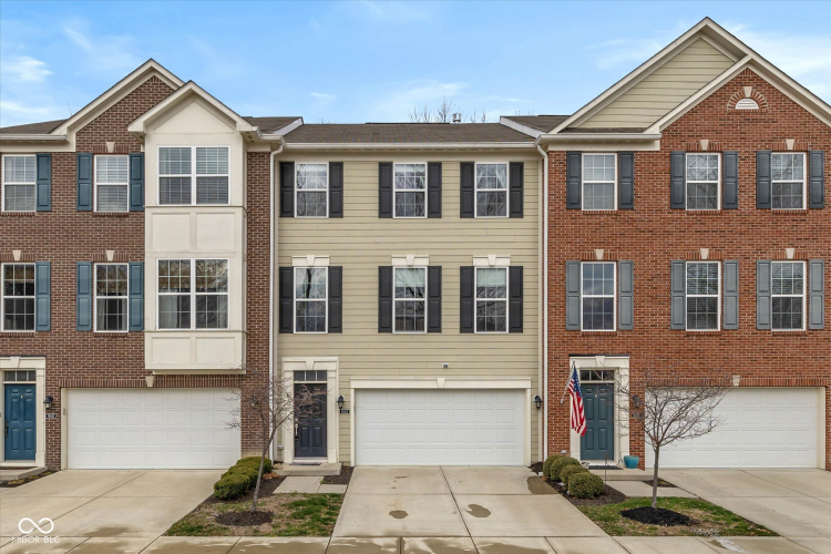 9044  Ramapo Drive Fishers, IN 46038 | MLS 22013581