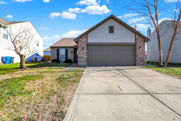 7039  Harness Lakes Drive Indianapolis, IN 46217 | MLS 22013855