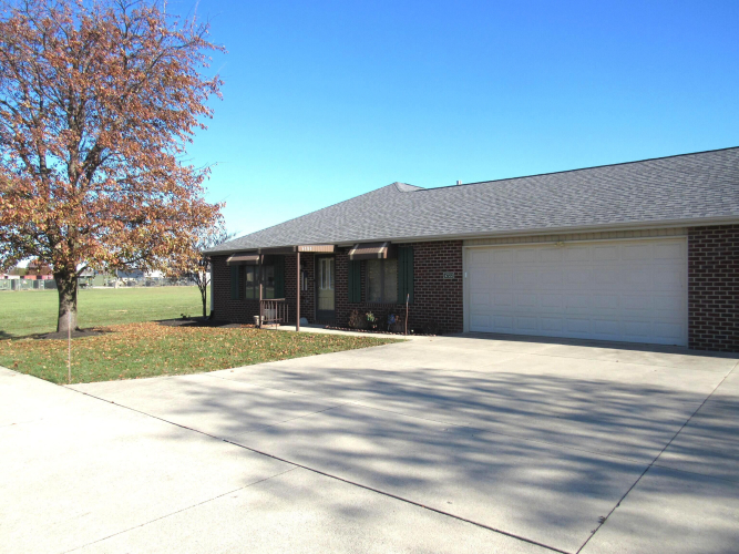 4722 E Heritage Circle Muncie, IN 47303 | MLS 22013901