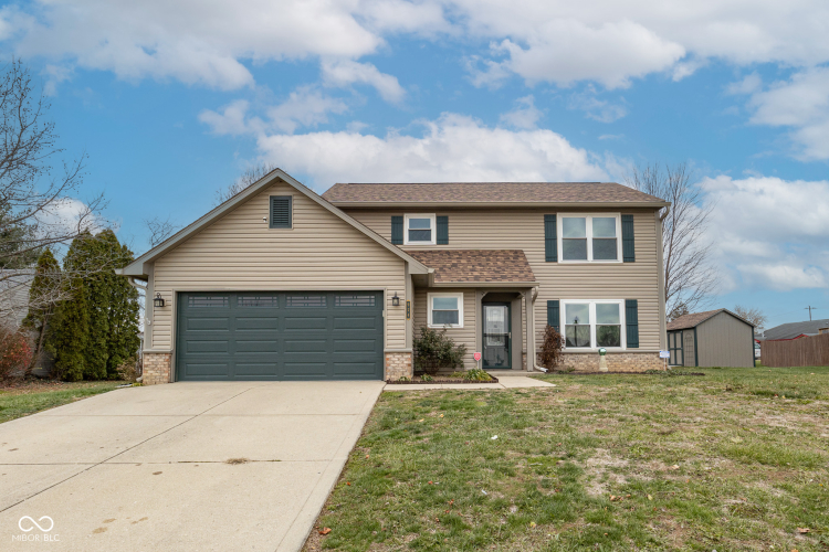 924  Delegate Drive Shelbyville, IN 46176 | MLS 22013925