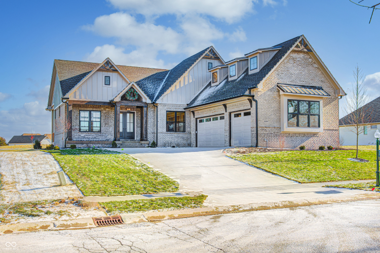 16298  Grand Cypress Drive Noblesville, IN 46060 | MLS 22014159