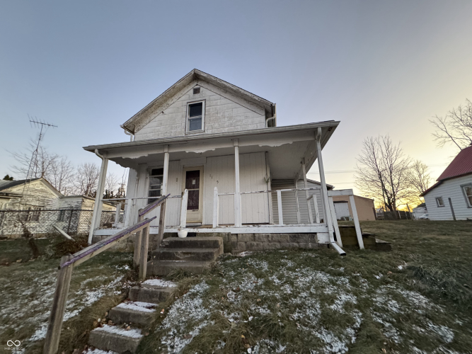 1125 E Washington Street Muncie, IN 47305 | MLS 22014266