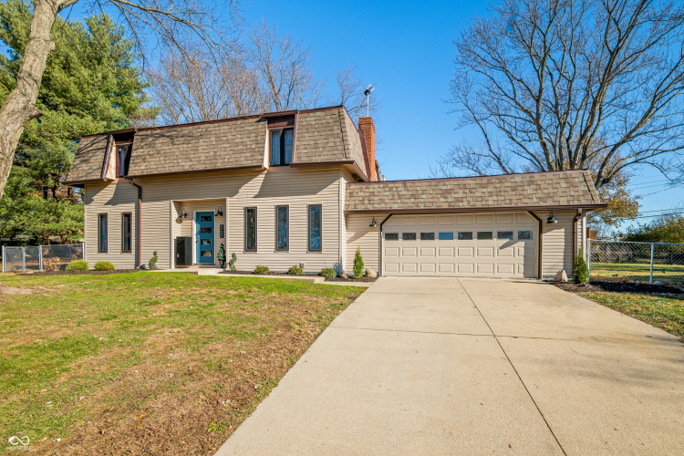 3235  Beechnut Court Columbus, IN 47203 | MLS 22014292