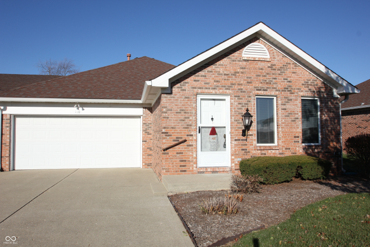 110  Sterling Drive Pittsboro, IN 46167 | MLS 22014320