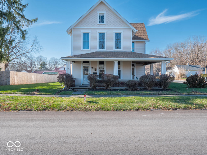 390 N Graham Street Martinsville, IN 46151 | MLS 22014347