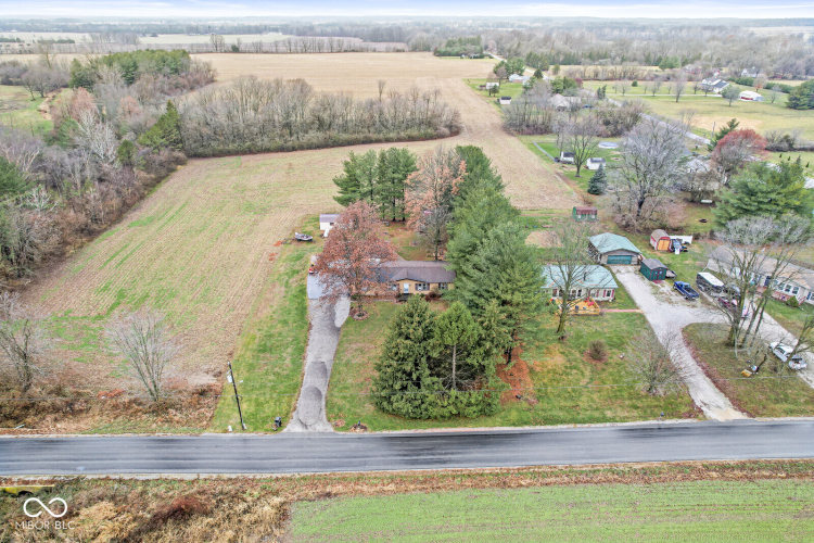 3082 S County Road 125  Danville, IN 46122 | MLS 22014661