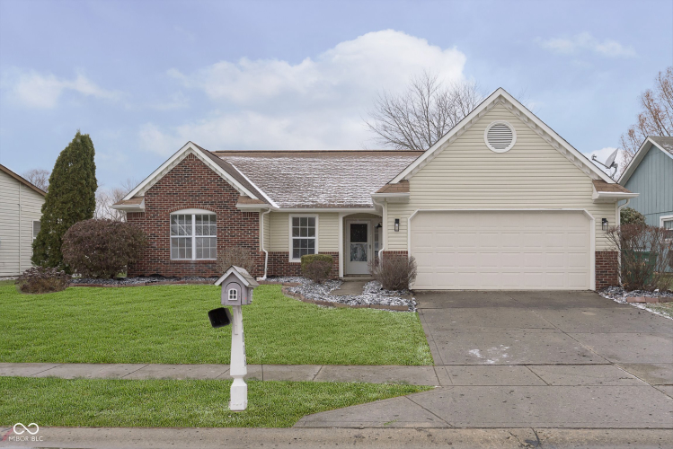 7806  Camberwood Drive Indianapolis, IN 46268 | MLS 22014723